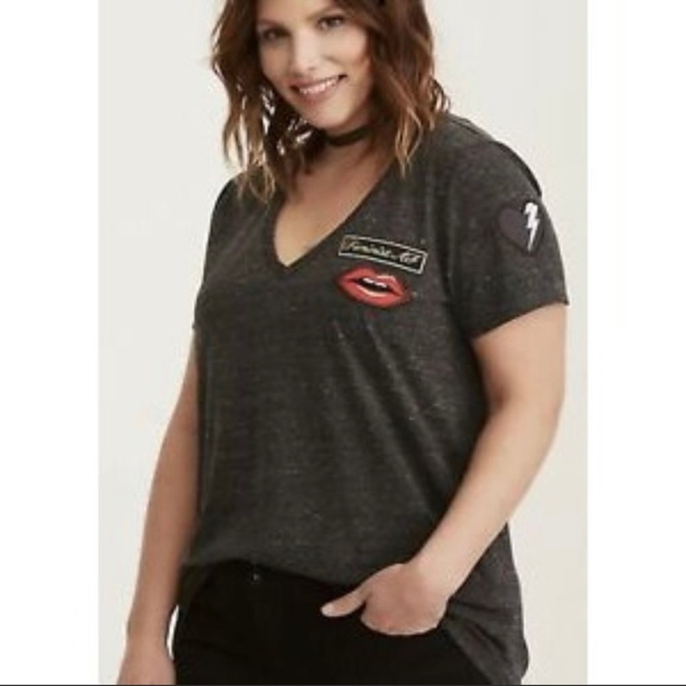 Torrid V-Neck Grey Tee with “Feminist” and Lips Patch